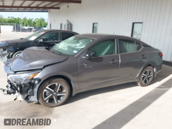 2024 Nissan Sentra SV z VIN 3N1AB8CVXRY276051, wystawiony jako IAAI lot #39739761 z przebiegiem 3 508 mil mil oraz . Historia ofert i sprzedaży dostępna na DreamBid. Obrazek 15.