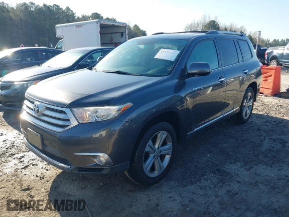 2011 Toyota Highlander Limited with VIN 5TDDK3EH9BS084430, listed as a IAAI auction lot 41821326 with 162,346 mi miles and . Bid and sale history available at DreamBid. Image 17.