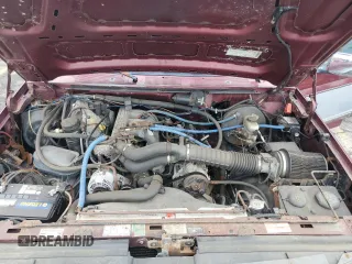 1996 Ford Bronco Custom with VIN 1FMEU15H7TLB67596, listed as a Copart auction lot 64772695 with 125,576 mi miles and Clean title. Bid and sale history available at DreamBid. Image 12.