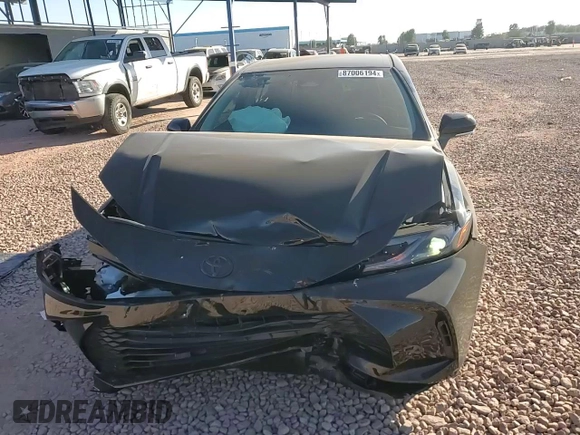 2025 Toyota Camry LE with VIN 4T1DAACK0SU076293, listed as a Copart auction lot 87006194 with 1,607 mi miles and Salvage Title. Bid and sale history available at carsss.com. Image 10.