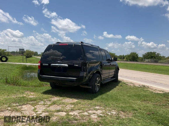 2007 Ford Expedition Max Limited with VIN 1FMFK195X7LA09043, listed as a Copart auction lot 64466395 with 162,910 mi miles and Clean title. Bid and sale history available at DreamBid. Image 4.
