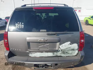 2008 Chevrolet Tahoe LTZ с VIN 1GNFC13008R192473, выставлен на аукционе IAAI как лот 41353411 с пробегом 163 581 миль миль и . История ставок и продаж доступна на DreamBid. Изображение 16.