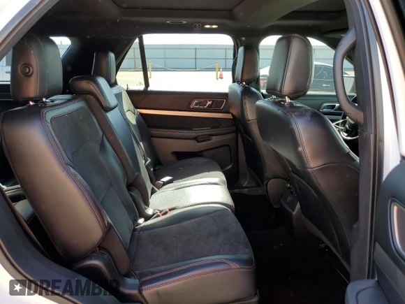 2019 Ford Explorer XLT z VIN 1FM5K7D80KGA73464, wystawiony jako Copart lot #57432355 z przebiegiem 54 822 mil mil oraz Szkoda całkowita • Salvage title. Historia ofert i sprzedaży dostępna na DreamBid. Obrazek 11.