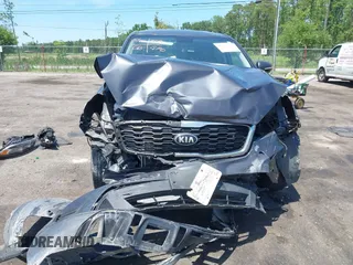 2019 Kia Sorento LX z VIN 5XYPGDA59KG448942, wystawiony jako IAAI lot #42333673 z przebiegiem 172 581 mil mil oraz . Historia ofert i sprzedaży dostępna na DreamBid. Obrazek 6.