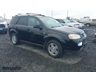 2006 Saturn VUE with VIN 5GZCZ63486S894586, listed as a IAAI auction lot 41657752 with 192,014 mi miles. Bid and sale history available at carsss.com. Image 1.