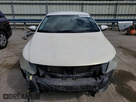 2010 Volkswagen CC Sport with VIN WVWMP7AN3AE544108, listed as a Copart auction lot 72143414 with 177,510 mi miles and Salvage Title. Bid and sale history available at carsss.com. Image 5.