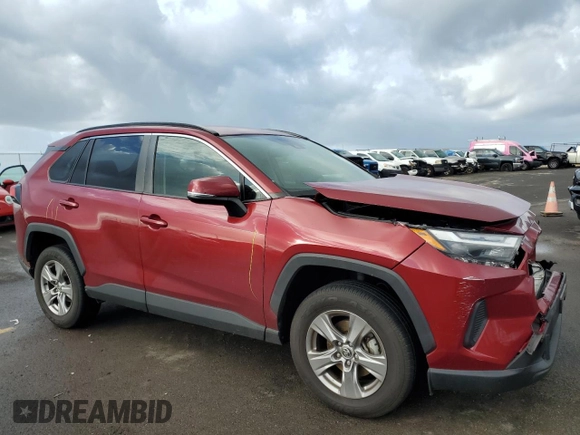 2022 Toyota RAV4 XLE with VIN JTMW1RFV6ND093623, listed as a Copart auction lot 43288075 with 11,301 mi miles and Salvage Title. Bid and sale history available at carsss.com. Image 4.