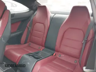 2014 Mercedes-Benz C 250 с VIN WDDGJ4HB8EG289464, выставлен на аукционе IAAI как лот 42349250 с пробегом 104 818 миль миль и . История ставок и продаж доступна на DreamBid. Изображение 8.
