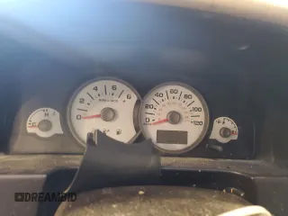 2007 Ford Escape XLS с VIN 1FMYU02Z37KA61744, выставлен на аукционе Copart как лот 52870065 с пробегом Не указан миль и Списание • Salvage title. История ставок и продаж доступна на DreamBid. Изображение 9.