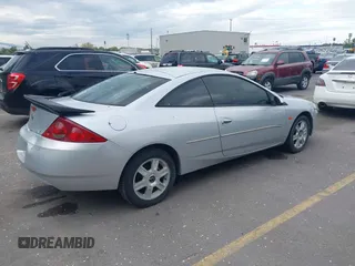 2002 Mercury Cougar z VIN 1ZWFT61L325609417, wystawiony jako IAAI lot #42119713 z przebiegiem 142 029 mil mil oraz . Historia ofert i sprzedaży dostępna na DreamBid. Obrazek 4.