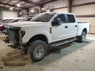 2020 Ford Super Duty F-250 SRW XL with VIN 1FT7W2BT1LEC37829, listed as a Copart auction lot 41523105 with 149,591 mi miles and Salvage Title. Bid and sale history available at carsss.com. Image 1.