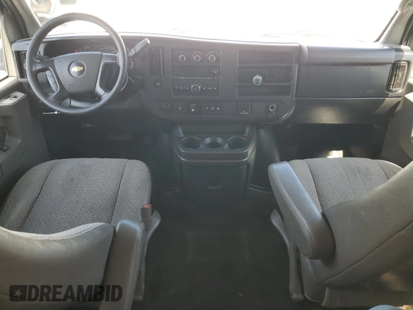2015 Chevrolet Express Passenger LT with VIN 1GAZG1FG7F1115655, listed as a Copart auction lot 52825575 with 168,167 mi miles and Clean title. Bid and sale history available at DreamBid. Image 8.