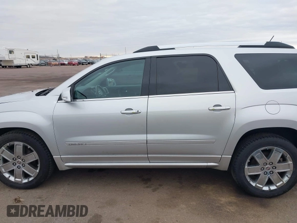 2013 GMC Acadia Denali with VIN 1GKKVTKD4DJ193074, listed as a IAAI auction lot 41879085 with 119,731 mi miles. Bid and sale history available at carsss.com. Image 15.