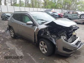 2020 Jeep Compass Latitude with VIN 3C4NJDBB7LT240789, listed as a IAAI auction lot 42158752 with 37,403 mi miles and . Bid and sale history available at DreamBid. Image 1.