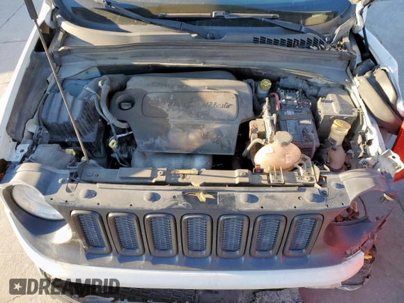 2018 Jeep Renegade Sport with VIN ZACCJAAB6JPG93183, listed as a Copart auction lot 49879165 with 161,848 mi miles and Salvage Title. Bid and sale history available at DreamBid. Image 13.