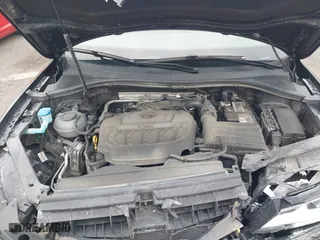 2021 Volkswagen Tiguan SE with VIN 3VV2B7AX0MM049291, listed as a IAAI auction lot 41910106 with 68,468 mi miles. Bid and sale history available at carsss.com. Image 10.