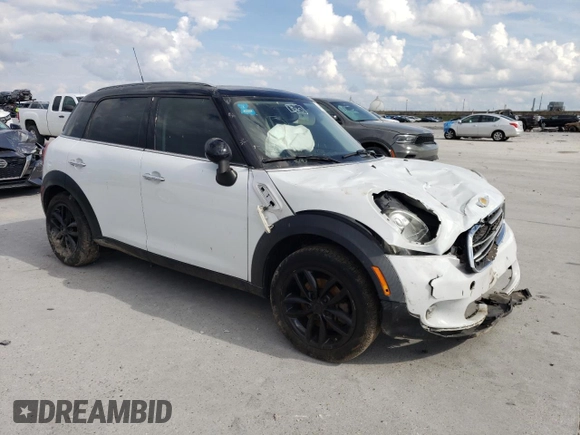 2015 MINI Countryman with VIN WMWZB3C5XFWR44448, listed as a Copart auction lot 44999055 with Not Provided miles and Salvage Title. Bid and sale history available at DreamBid. Image 4.