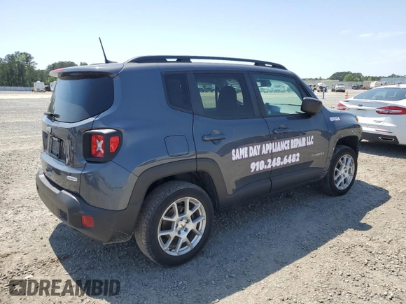 2022 Jeep Renegade Latitude with VIN ZACNJDB11NPN60155, listed as a Copart auction lot 50486635 with 140,298 mi miles and Salvage title. Bid and sale history available at DreamBid. Image 3.