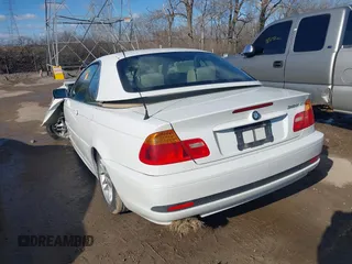 2004 BMW 3 Series 325Ci with VIN WBABW33484PL26856, listed as a IAAI auction lot 41711241 with 141,168 mi miles and . Bid and sale history available at carsss.com. Image 3.