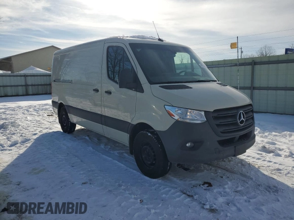 2020 Mercedes-Benz Sprinter with VIN W1W4EBHY6LT021368, listed as a Copart auction lot 42975455 with 101,583 mi miles and Salvage Title. Bid and sale history available at DreamBid. Image 4.