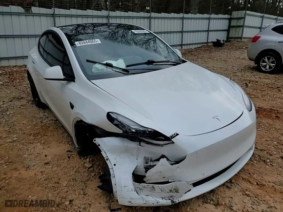 2020 Tesla Model Y Long Range with VIN 5YJYGDEFXLF002783, listed as a Copart auction lot 45944065 with 0 mi miles and Salvage Title. Bid and sale history available at carsss.com. Image 10.