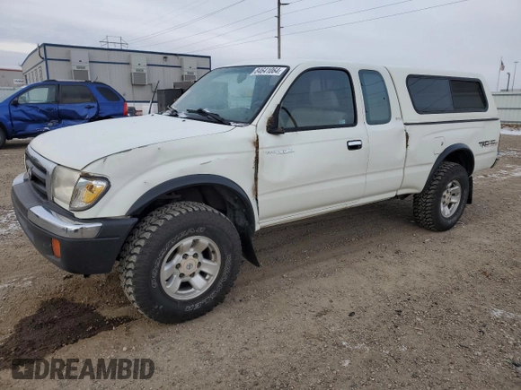 1998 Toyota Tacoma with VIN 4TAWN72N8WZ113174, listed as a Copart auction lot 84641064 with 148,221 mi miles and Salvage Title. Bid and sale history available at DreamBid. Image 1.