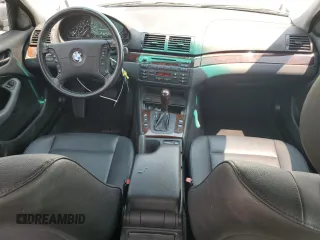 2005 BMW 3 Series 325i with VIN WBAAZ33475KW76254, listed as a Copart auction lot 62022815 with 129,174 mi miles and Clean title. Bid and sale history available at DreamBid. Image 8.
