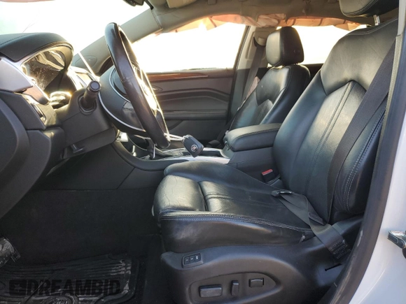 2016 Cadillac SRX Performance Collection с VIN 3GYFNCE3XGS561738, выставлен на аукционе Copart как лот 46920705 с пробегом 108 794 миль миль и Списание • Salvage title. История ставок и продаж доступна на DreamBid. Изображение 7.