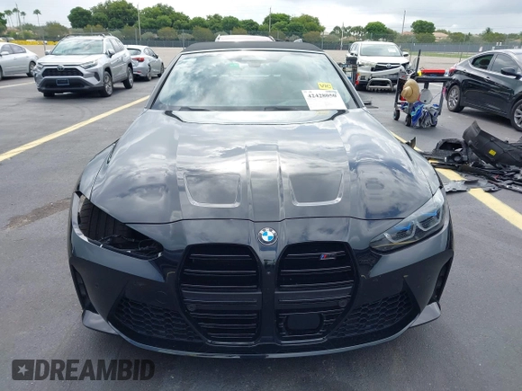 2024 BMW M4 Competition xDrive with VIN WBS33BA0XRCP56759, listed as a IAAI auction lot 42428050 with 5,682 mi miles and . Bid and sale history available at DreamBid. Image 13.