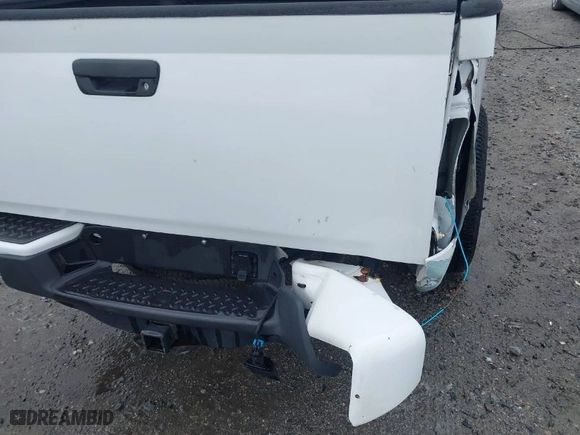 2012 Chevrolet Colorado LT w/1LT with VIN 1GCHTCFE2C8152284, listed as a IAAI auction lot 41814994 with 118,423 mi miles. Bid and sale history available at carsss.com. Image 17.