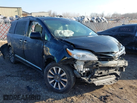 2018 Toyota Sienna XLE with VIN 5TDDZ3DC9JS207367, listed as a IAAI auction lot 41877615 with 104,500 mi miles. Bid and sale history available at carsss.com. Image 1.