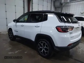 2025 Jeep Compass Limited with VIN 3C4NJDCN0ST517886, listed as a IAAI auction lot 41443488 with 3,467 mi miles and . Bid and sale history available at DreamBid. Image 3.