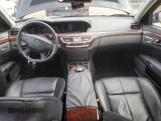 2007 Mercedes-Benz S 550 z VIN WDDNG86X87A108249, wystawiony jako Copart lot #52631825 z przebiegiem 151 083 mil mil oraz Szkoda całkowita • Salvage title. Historia ofert i sprzedaży dostępna na DreamBid. Obrazek 8.