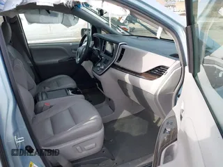 2017 Toyota Sienna XLE Auto Access Seat with VIN 5TDYZ3DC9HS815837, listed as a IAAI auction lot 41625844 with 102,956 mi miles and . Bid and sale history available at DreamBid. Image 5.