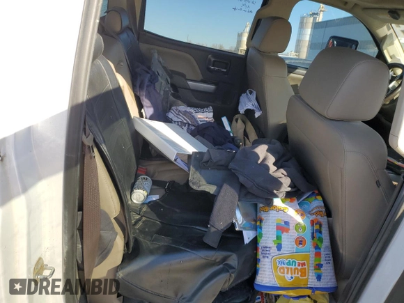 2019 Chevrolet Silverado 3500HD LTZ z VIN 1GC4KXEY7KF237801, wystawiony jako Copart lot #88356795 z przebiegiem Nie podano mil oraz Szkoda całkowita • Salvage title. Historia ofert i sprzedaży dostępna na DreamBid. Obrazek 10.