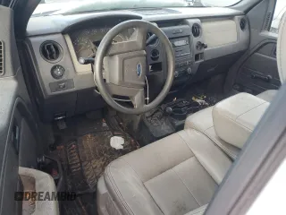 2010 Ford F-150 XL with VIN 1FTMF1EW3AFD75950, listed as a Copart auction lot 42587125 with 137,761 mi miles and Salvage Title. Bid and sale history available at DreamBid. Image 8.