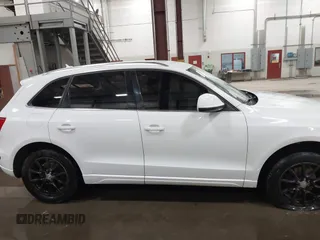 2011 Audi Q5 Premium z VIN WA1CFAFP7BA047054, wystawiony jako IAAI lot #41771362 z przebiegiem 155 066 mil mil oraz . Historia ofert i sprzedaży dostępna na DreamBid. Obrazek 14.