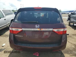 2013 Honda Odyssey EX-L with VIN 5FNRL5H63DB033313, listed as a Copart auction lot 64326065 with Not provided miles and Clean title. Bid and sale history available at DreamBid. Image 6.