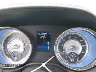 2014 Chrysler 300 z VIN 2C3CCAAG0EH376548, wystawiony jako IAAI lot #42288324 z przebiegiem 158 089 mil mil oraz . Historia ofert i sprzedaży dostępna na DreamBid. Obrazek 7.