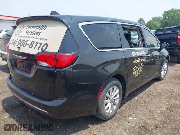 2018 Chrysler Pacifica Touring Plus with VIN 2C4RC1FGXJR339316, listed as a IAAI auction lot 42481389 with 113,718 mi miles and . Bid and sale history available at DreamBid. Image 4.