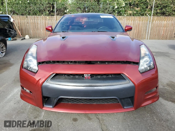 2015 Nissan GT-R Premium z VIN JN1AR5EF9FM280350, wystawiony jako Copart lot #58313634 z przebiegiem 83 387 mil mil oraz Szkody całkowita. Historia ofert i sprzedaży dostępna na DreamBid. Obrazek 5.