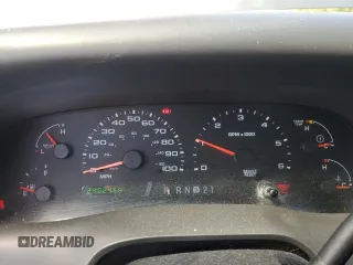 2003 Ford F-250 XL with VIN 1FTNX21L33EB87036, listed as a Copart auction lot 51774135 with 240,245 mi miles and Salvage title. Bid and sale history available at DreamBid. Image 9.
