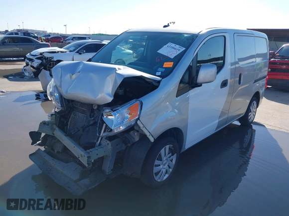 2020 Nissan NV200 S z VIN 3N6CM0KN9LK696801, wystawiony jako IAAI lot #41106619 z przebiegiem 80 786 mil mil oraz . Historia ofert i sprzedaży dostępna na DreamBid. Obrazek 2.