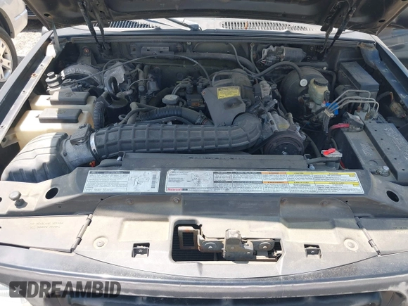 1998 Ford Explorer XL z VIN 1FMZU34X4WUC94388, wystawiony jako IAAI lot #42822057 z przebiegiem 232 117 mil mil oraz . Historia ofert i sprzedaży dostępna na DreamBid. Obrazek 10.