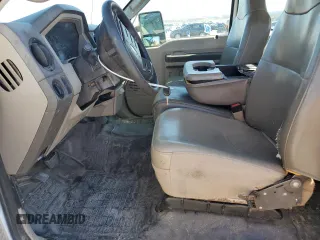 2008 Ford Super Duty F-250 SRW XL with VIN 1FTSX20R88EC82966, listed as a Copart auction lot 43568875 with 330,345 mi miles and Salvage Title. Bid and sale history available at carsss.com. Image 7.