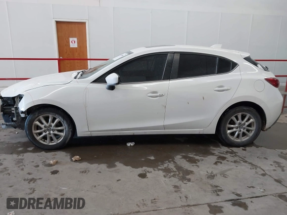 2015 Mazda Mazda3 i Touring with VIN 3MZBM1L76FM178980, listed as a IAAI auction lot 41570806 with 155,064 mi miles. Bid and sale history available at carsss.com. Image 14.