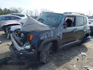 2018 Jeep Renegade Latitude with VIN ZACCJABB5JPH44042, listed as a IAAI auction lot 41308944 with 1 mi miles. Bid and sale history available at carsss.com. Image 2.