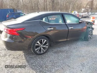 2016 Nissan Maxima SL z VIN 1N4AA6AP9GC385718, wystawiony jako IAAI lot #41099349 z przebiegiem 108 841 mil mil oraz . Historia ofert i sprzedaży dostępna na DreamBid. Obrazek 4.