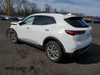 2022 Buick Envision Preferred with VIN LRBAZLR44ND165226, listed as a Copart auction lot 53031645 with 41,562 mi miles and Salvage Title. Bid and sale history available at carsss.com. Image 2.