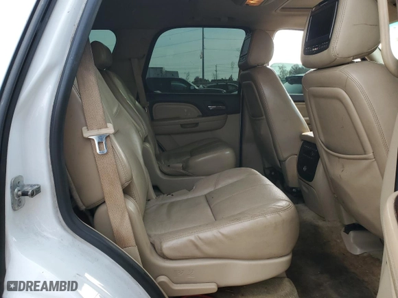 2007 GMC Yukon Denali with VIN 1GKFK63897J320368, listed as a Copart auction lot 77888774 with 233,584 mi miles and Clean Title. Bid and sale history available at carsss.com. Image 10.
